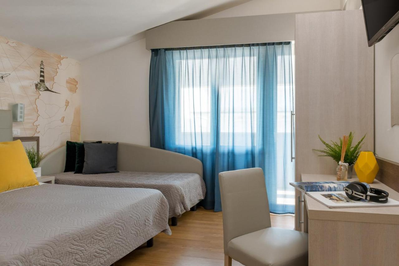 Hotel Sole Riccione Esterno foto